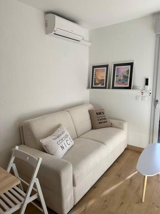 L'Appart Ideal Famille, Terrasse, Piscine, Plage Villeneuve-Loubet Exterior photo